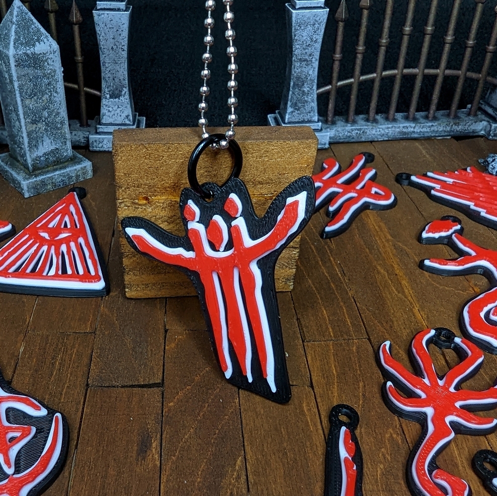 Bloodborne Modular Rune Necklace - Picture 7 of 7